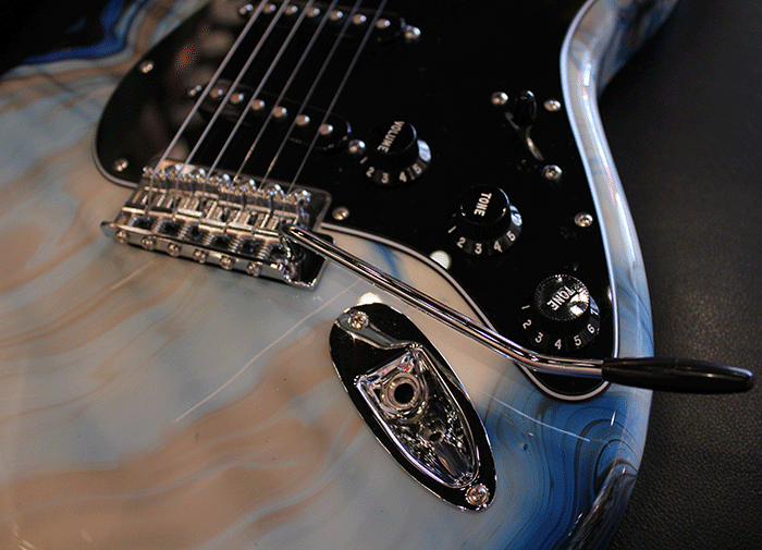 Fender_Standard_Stratocaster_Limited_Edition_Swirl_Finish_Fab_Gear_Input.gif