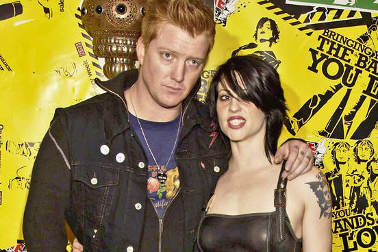 Queens_of_the_Stone_Age-Josh_Homme_Brody_Dalle.jpg