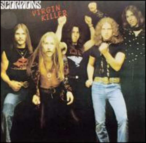 蝎子乐队的第四张专辑「Virgin_Killer」，在德国赢得「年度最佳专辑奖」.jpg