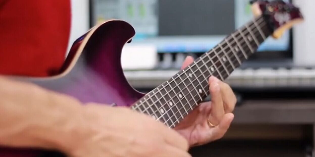 电吉他视频_OZ1_Guitar_Test.jpg