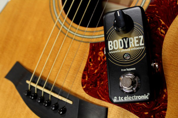 pedal-tc-electronic-bodyrez-acoustic-pickup-enhancer.jpg